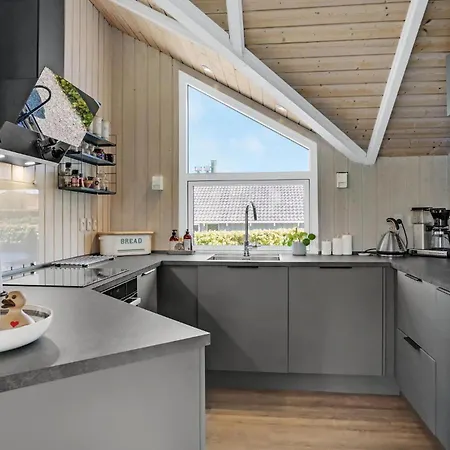 Tit Holiday home Hejls